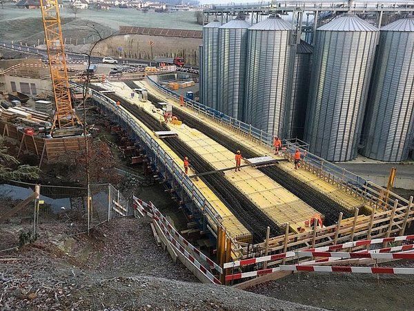 Bachtalbrücke (Südwestumfahrung Sins)